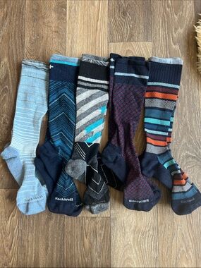 SockWell 5 pairs of Men's Compression Socks see photos for sizing